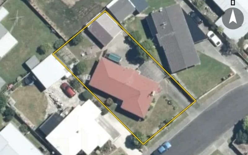 231 Sunnybank Crescent