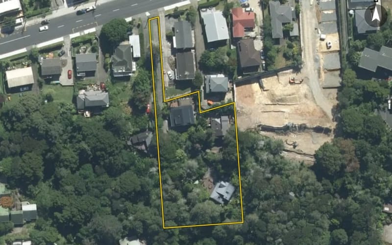 2/57 Pupuke Road