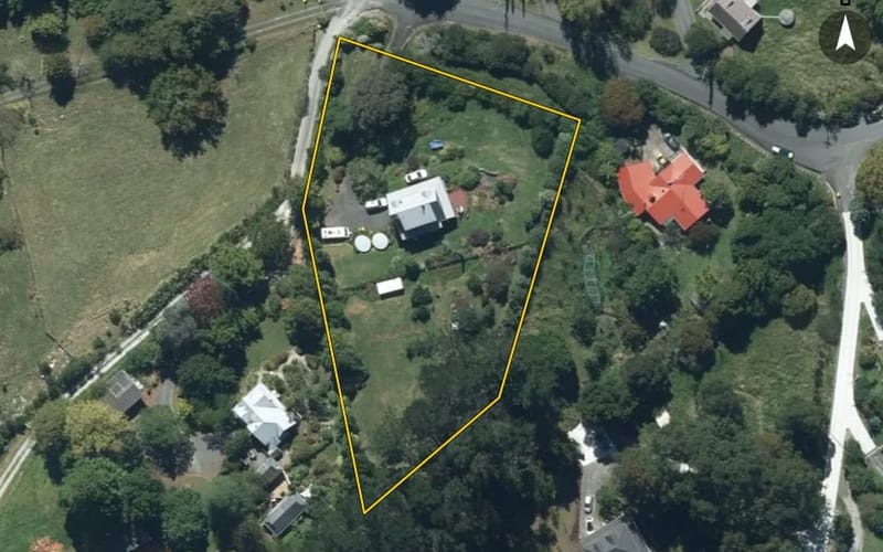 25 Saleyards Road