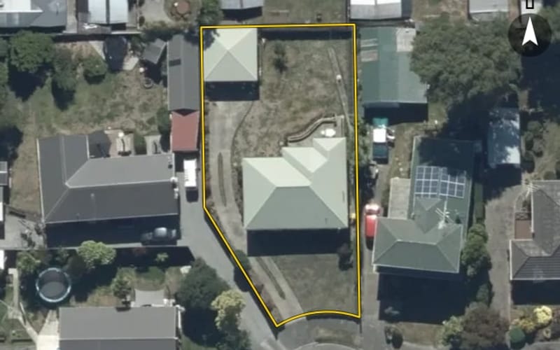 8 Elder Place