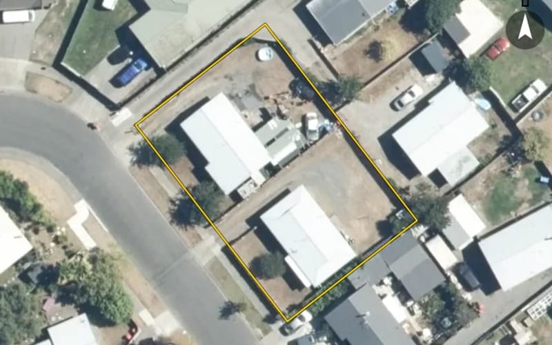 14A Tarbet Street