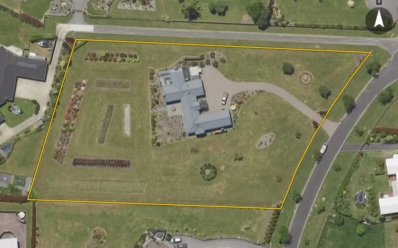 33 Glenroy Place