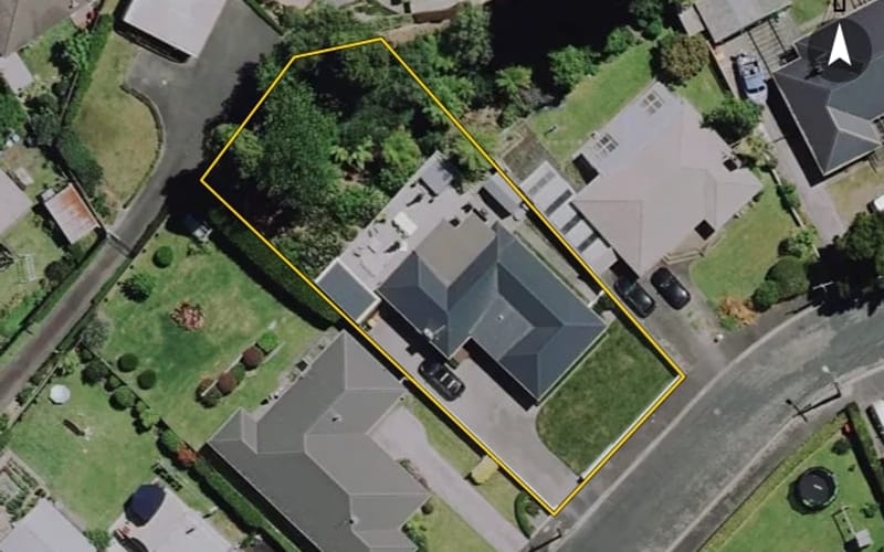 7 Minchin Crescent