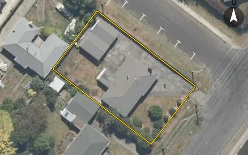 8 Bethune Street