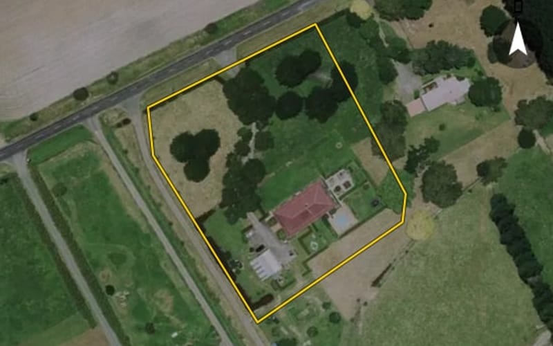 96 Narrows Road
