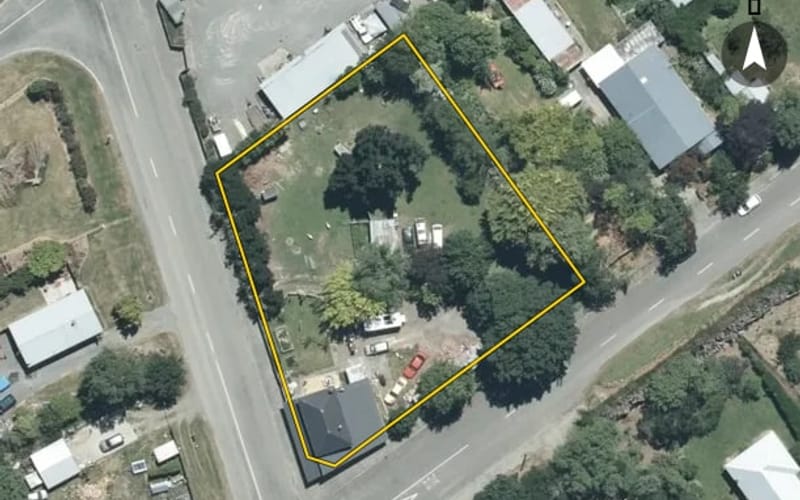 21 Chertsey Kyle Road
