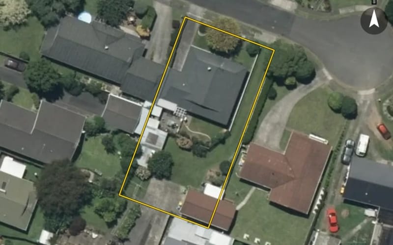 9 Woodstock Crescent