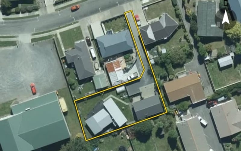 12 Conway Crescent