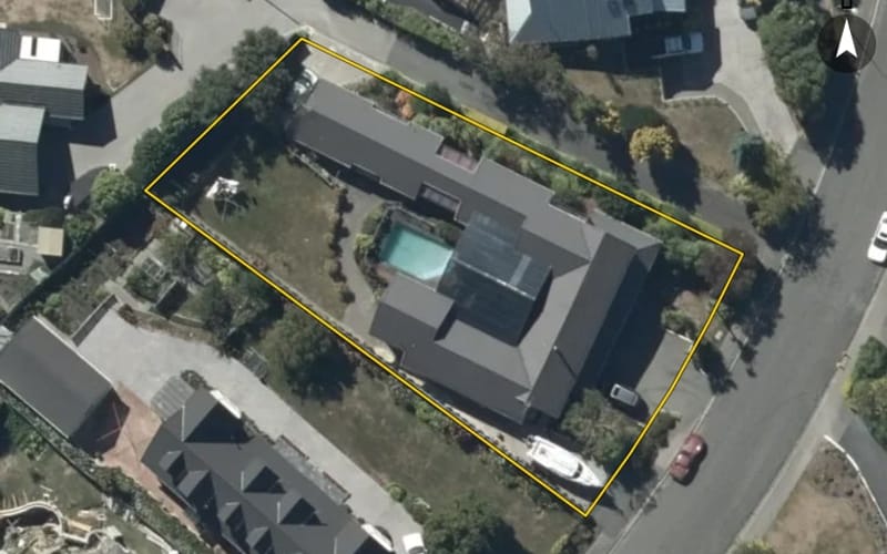43 Woodside Common