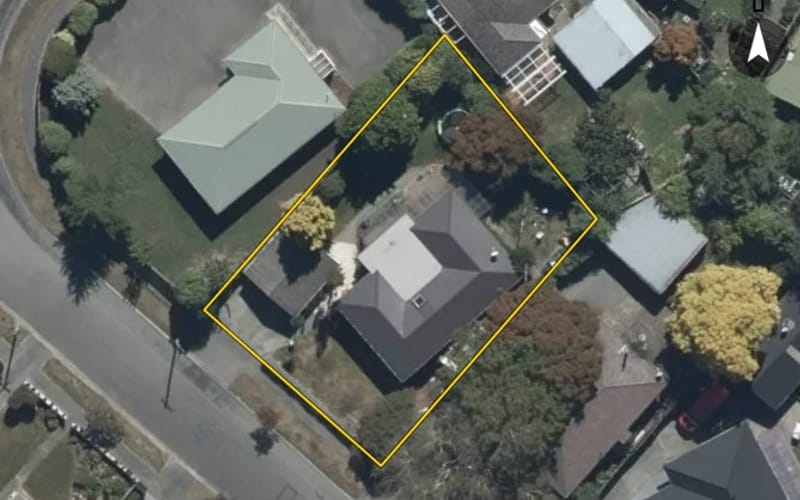 20 Gregan Crescent