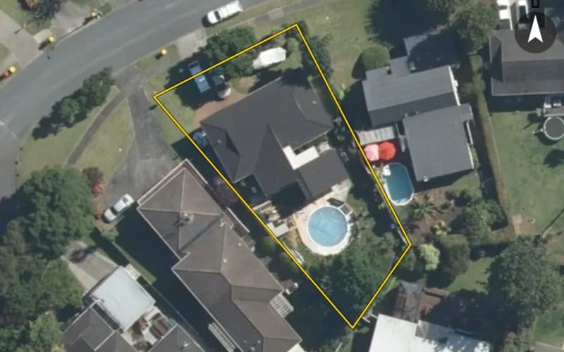 8 Hamish Place