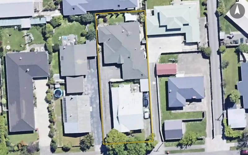 32 Lakings Road