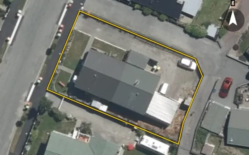 2/5 Cook Street