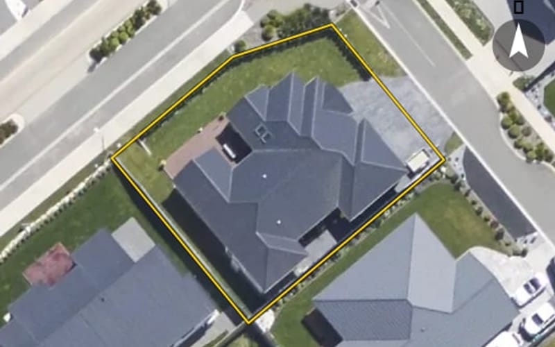 2 Greenway Crescent