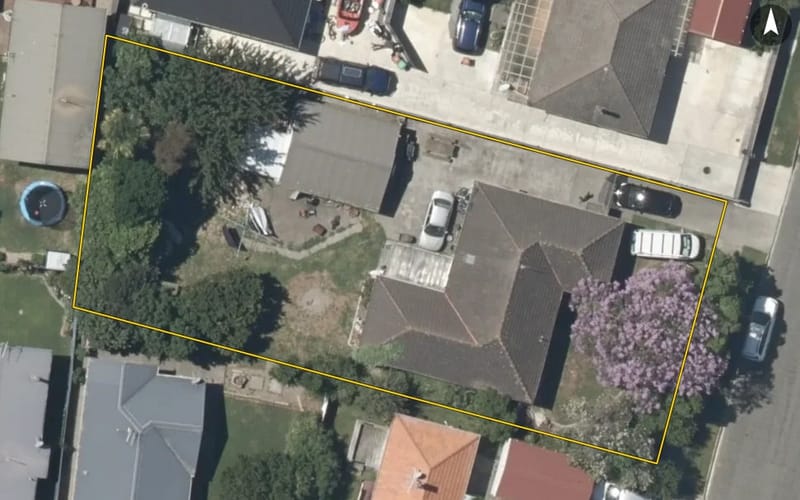 7 Savage Crescent