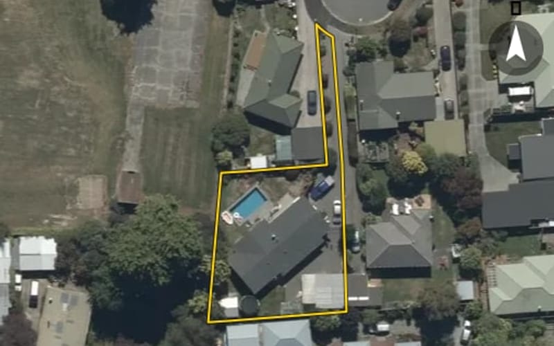 7 Amos Place