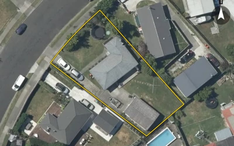 45 Clarence Cox Crescent