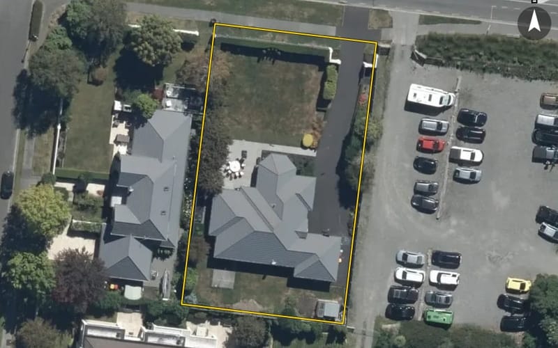 32 Hussey Road