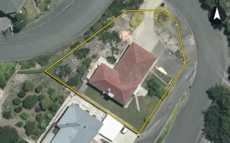 24 Tui Glen Road