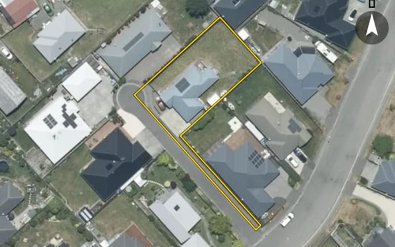 11 Geoff Geering Drive