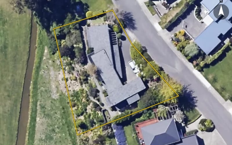 16 Pine Hill Rise