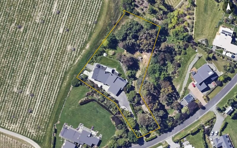 72 Fairbourne Drive