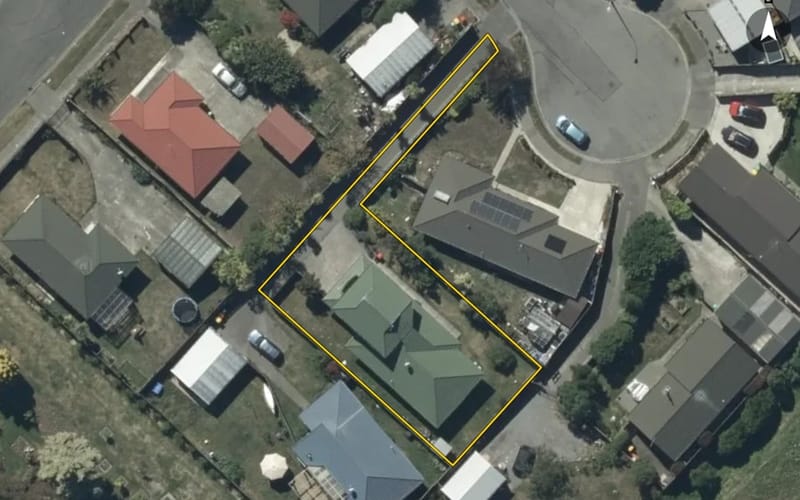 10 Barcelona Place