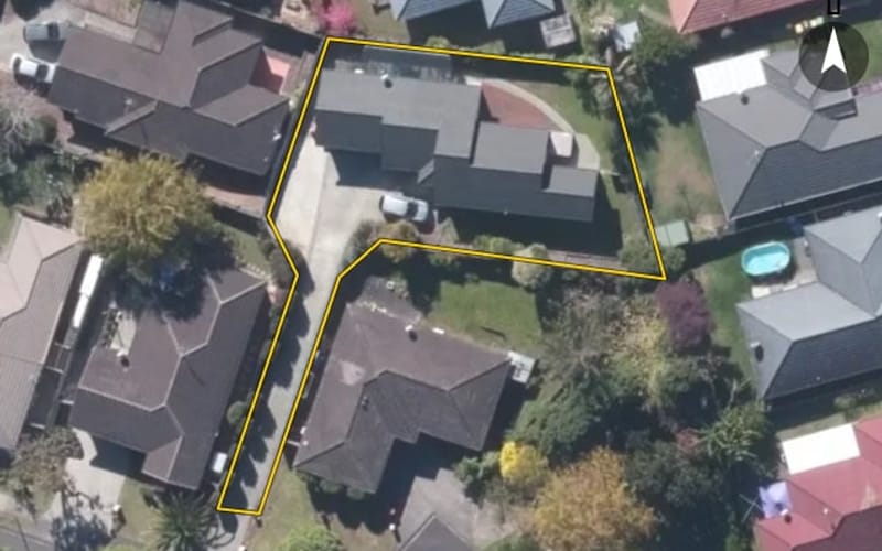 8 Stonegate Close