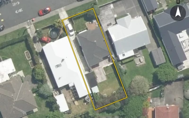 15 Fernlea Avenue