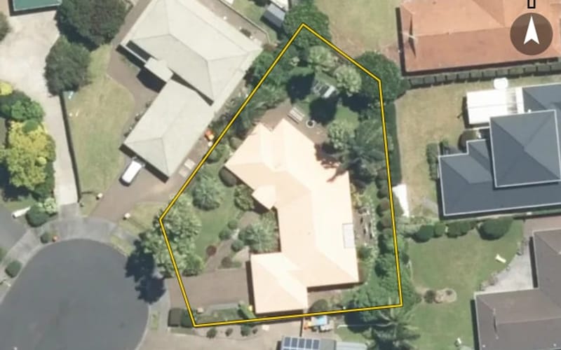 11 Aristoy Close