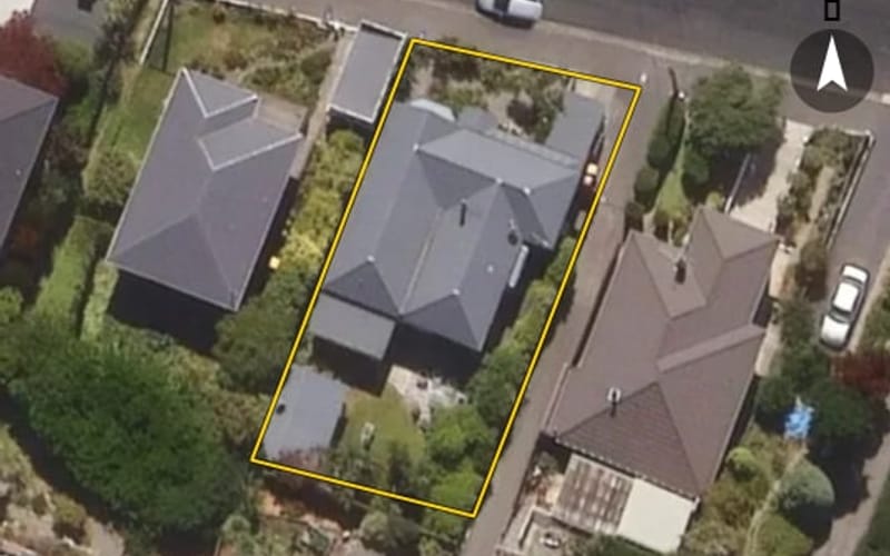 21 Preston Crescent