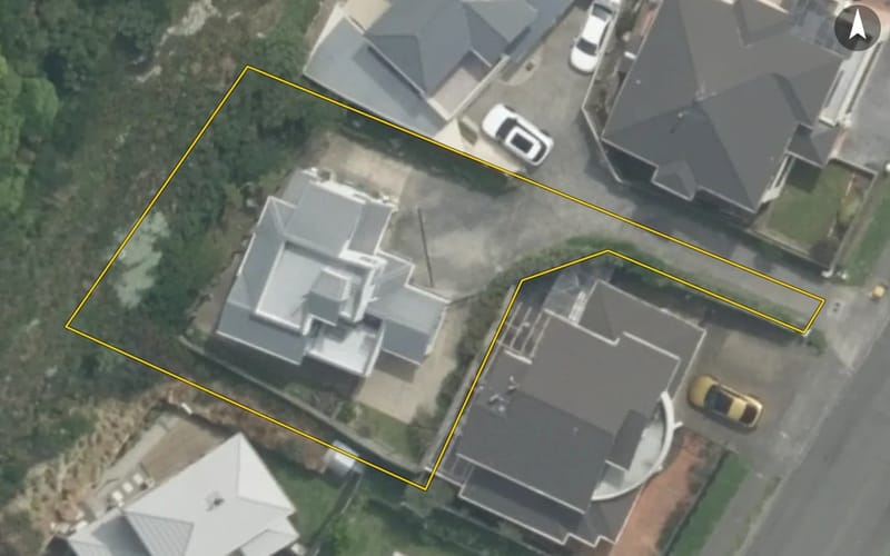 26A Bowes Crescent