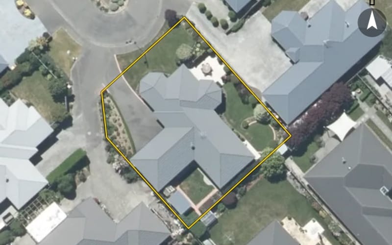 11 Parkdale Close