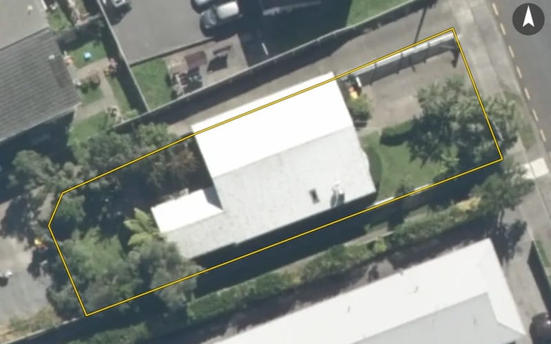 17 Tama Street