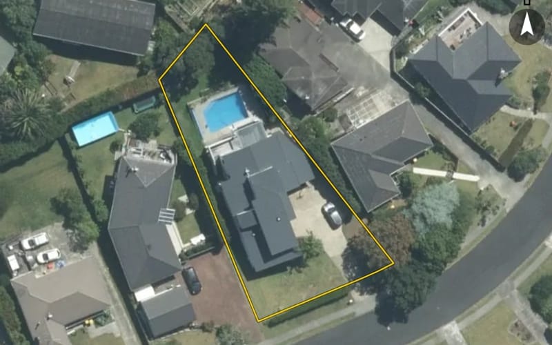 17 Mayfair Crescent