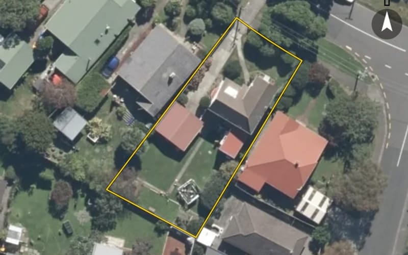 8 St Ronans Avenue