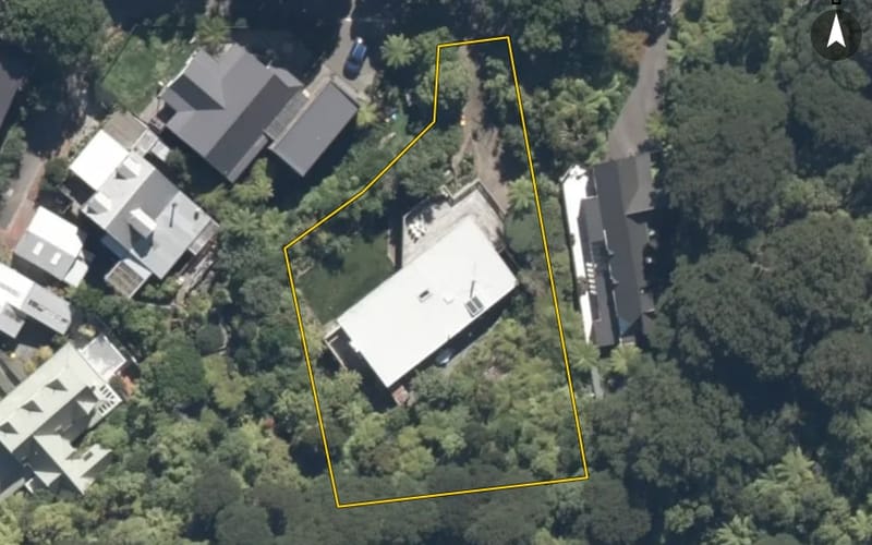 12 Whiorau Grove