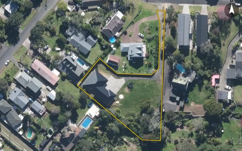 7 Pohutukawa Road
