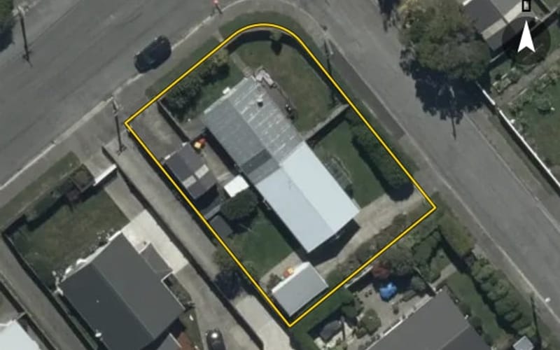 1/4 Willis Place