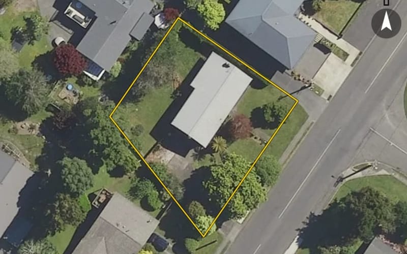 16 Lynmore Avenue
