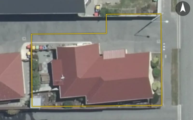 17 Woodlands Road