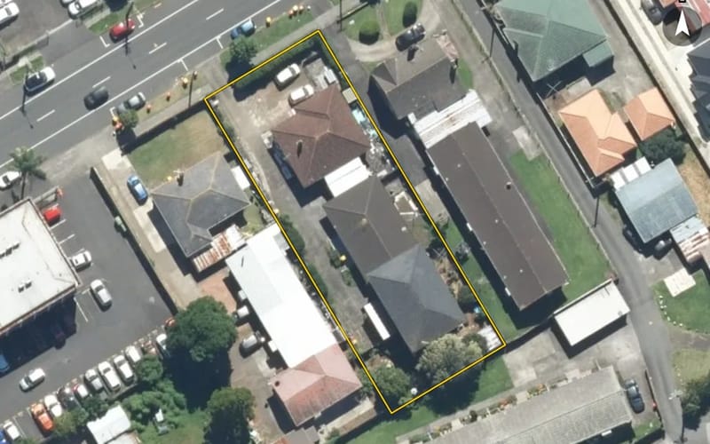 2/13 Hoteo Avenue