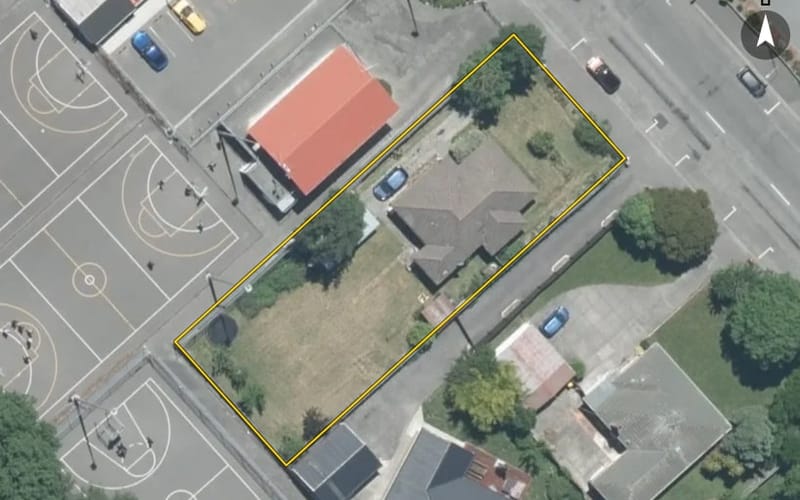 31 Middle Road