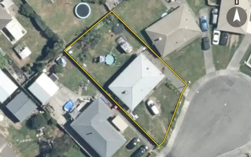 307 Ruru Place