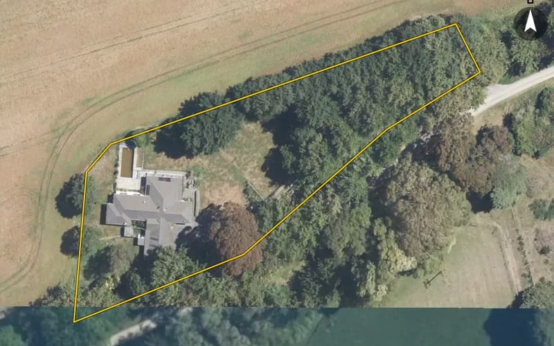 77 Burgesses Road