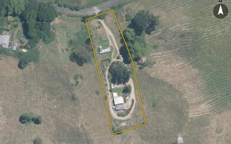 2141 Manawahe Road