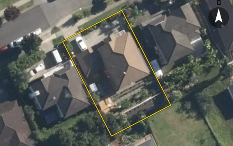 30 Leafield Crescent