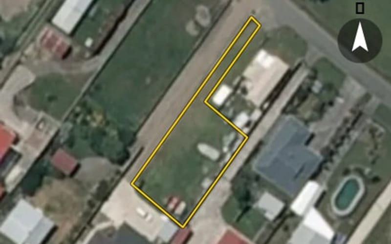 8A Hall Place