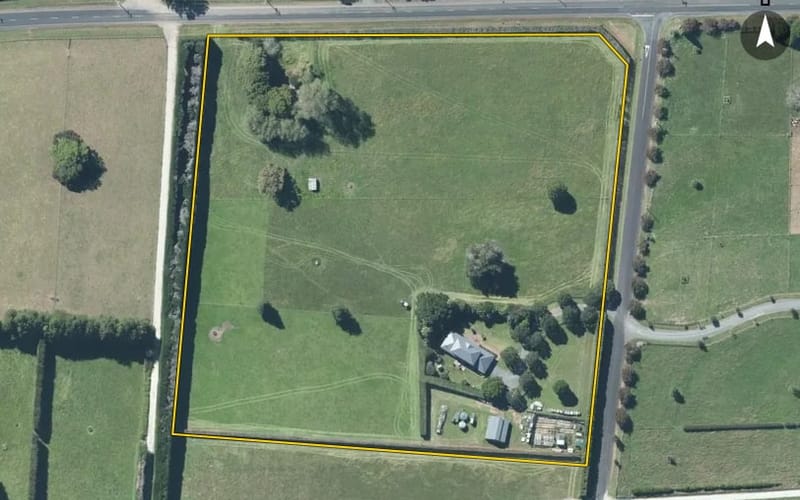 14 Whitecliffs Drive