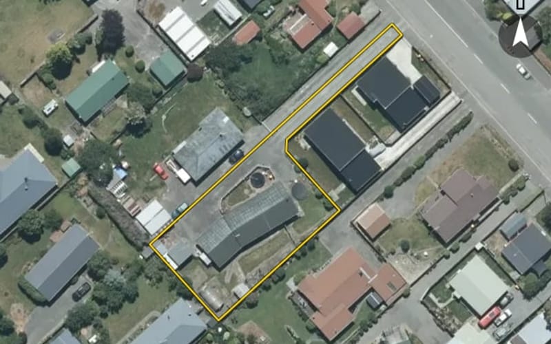 82 Beach Road